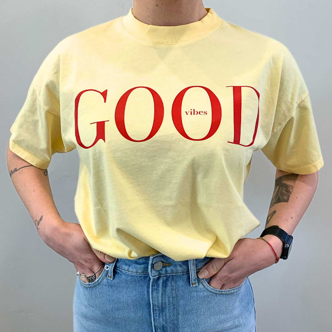 T-shirt over "Good vibes" rosa Vicolo